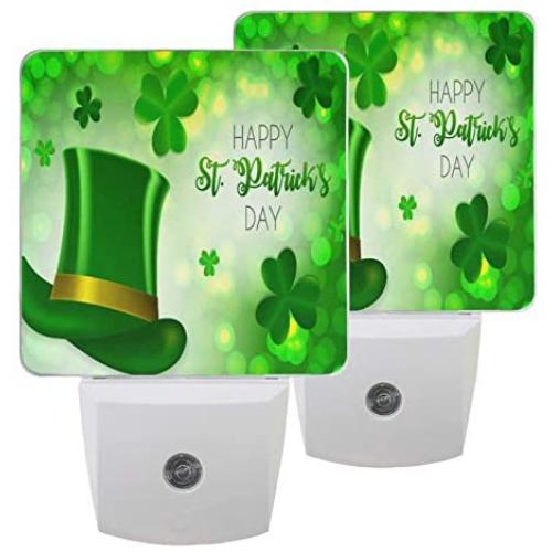Pfrewn Happy Irish St. Patricks Day Night Light Set of 2 Green Leprechauns Hat Shamrock Plug-in LED Nightlights Auto Dusk-to-Dawn Sensor Lamp for Bedroom Bathroom Kitchen Hallway Stairs Decorative