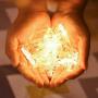 Christmas Lights, 20 Ft 40 Led Snowflake String Lights Battery Operated Waterproof Fairy Lights for Bedroom Patio Room Garden Party Home Xmas Decor Indoor Outdoor Christmas Tree Decorations Warm White