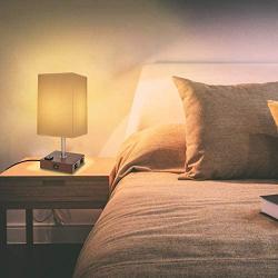 DEEPLITE Table Lamp Bedside Nightstand Lamp with Dual USB Ports and Outlet, Modern Desk Lamp with Brown Wooden Base Fabric Shade, Ambient Light for Bedroom, Living Room, Gust Room, Office (Square)