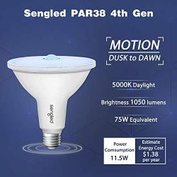 Sengled Motion Sensor Outdoor Light Dusk to Dawn Light Bulbs, LED Flood Lights Outdoor, Security Light E26 PAR38 Motion Activated 5000K Daylight, 1050LM, Waterproof, 4 Pack 4rd Gen