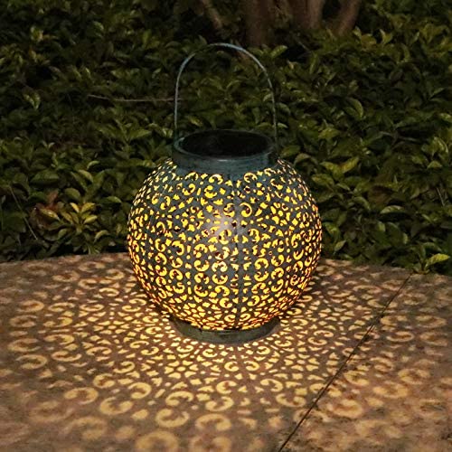 Afirst Hanging Solar Lanterns Outdoor Retro Solar Lantern Garden Lights with Handle Metal Waterproof LED Table Lamp Decorative for Porch Garden Patio Backyard Courtyard Pathway