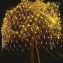 Net Lights Outdoor Mesh Lights with Remote,9.8ft x 6.6ft 200 LED Tree-wrap Lights,Party Background Light,8 Modes Dimmable String Lights for Christmas Halloween Brush-Powered by 3x D Battery,Warm White