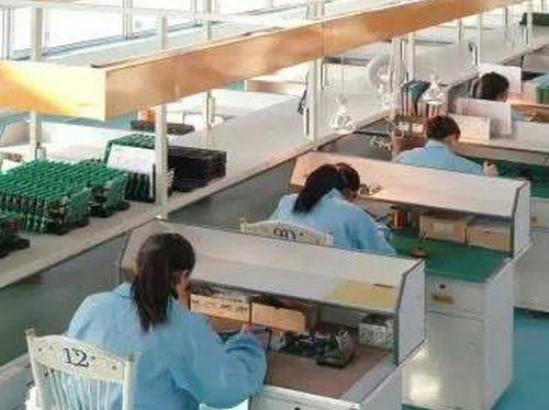 Quanlity Control Team Making Perfect Products Quanlity Control Team Making Perfect Products